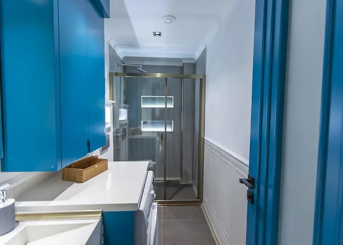 Private Bathroom King Room